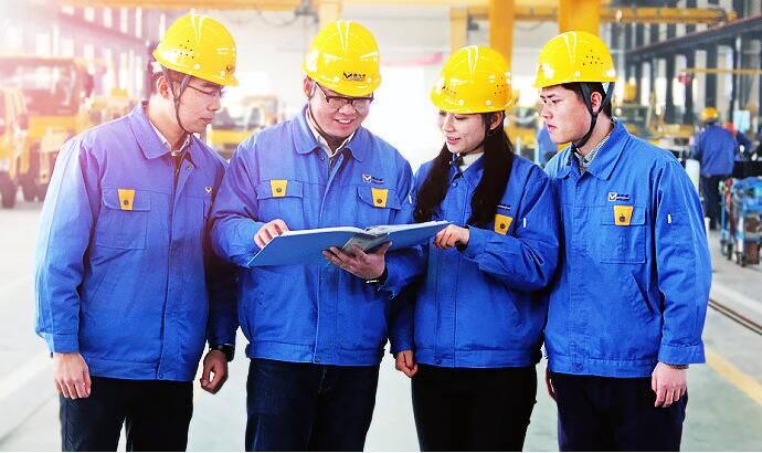 乐虎游戏被授予建设机械岗位培训服务满意单位  